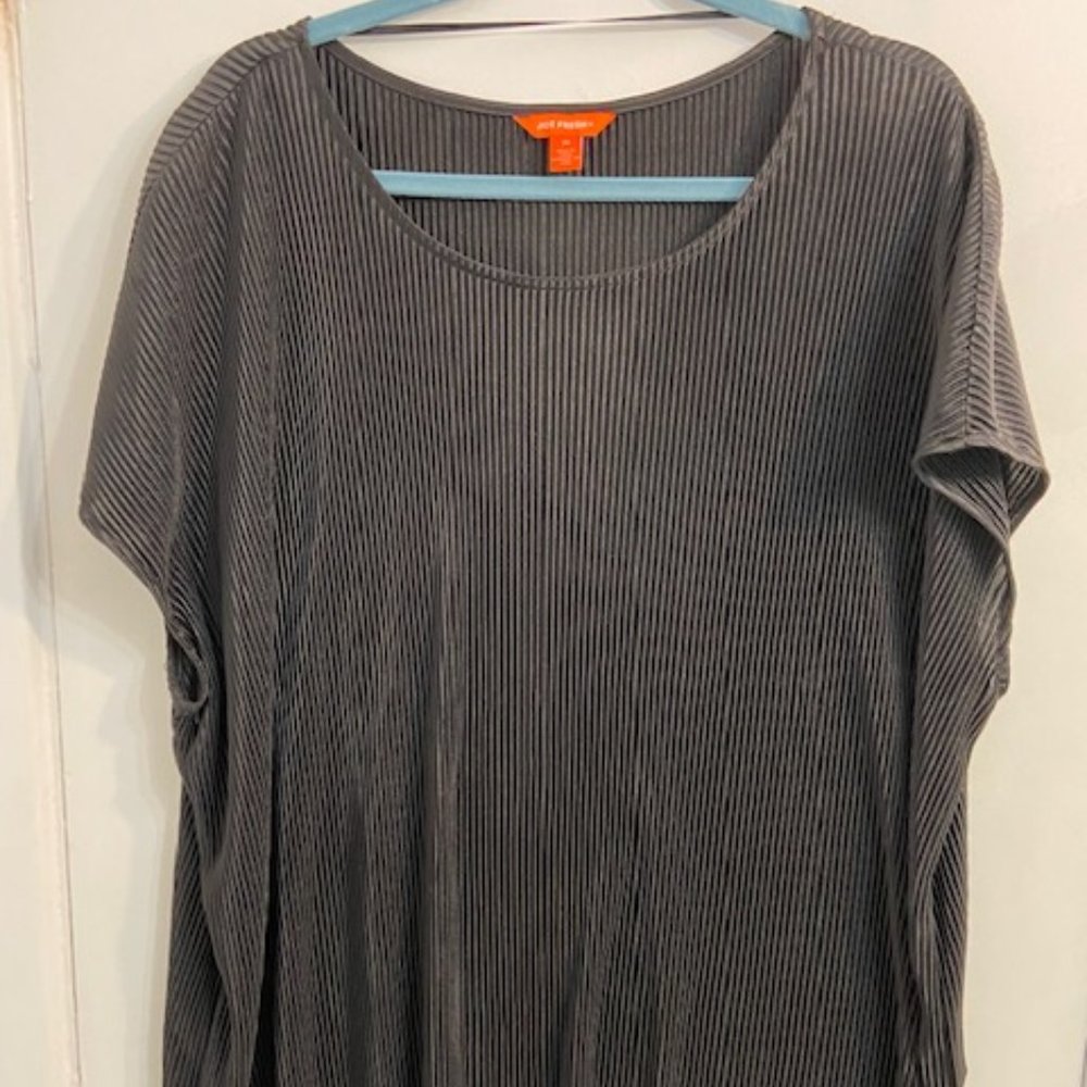 Joe Fresh Ribbed Flowly Black Shirt